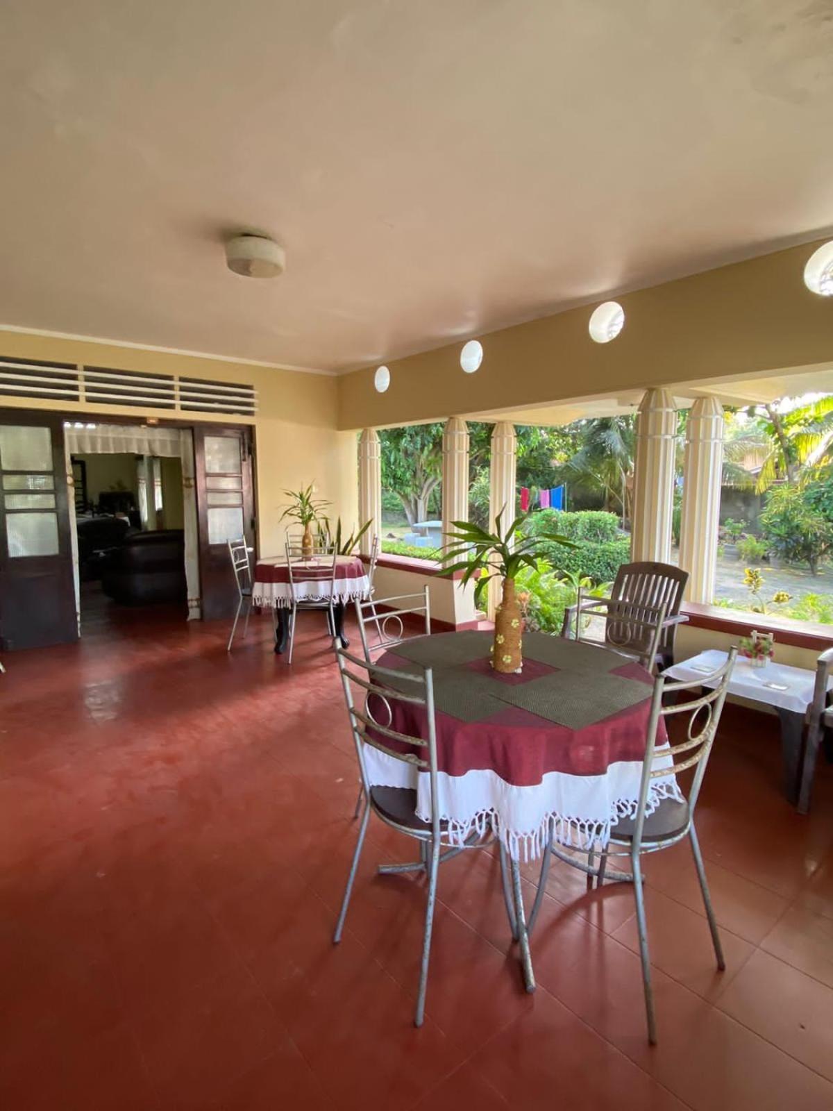 Sujatha Villa Paradise 坦加拉 外观 照片
